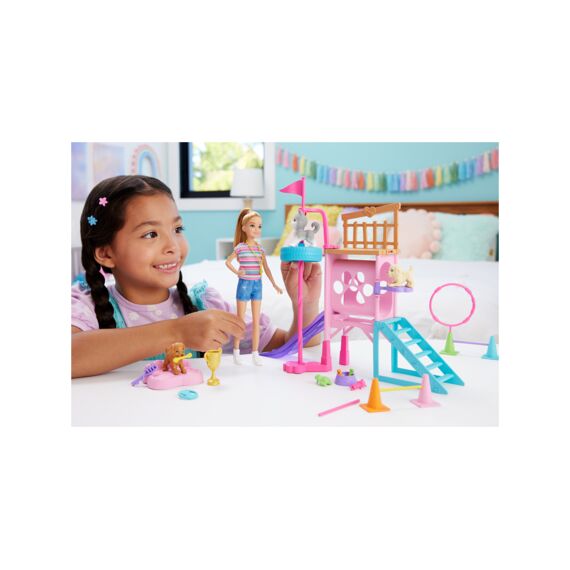 Barbie Stacie & Pups Playset