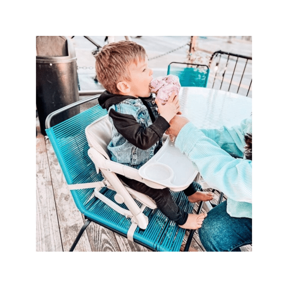 Unilove Feedmee Boosterseat Milk Tea (Vegan Leer)