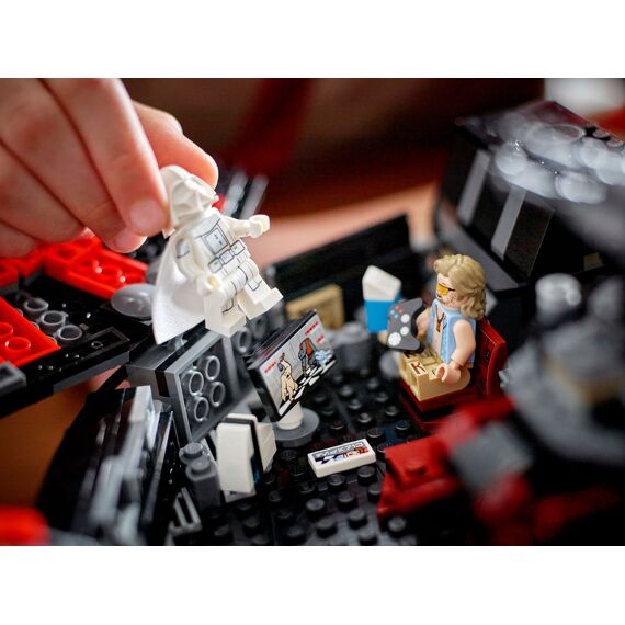 Lego Star Wars 75389 Dark Falcon